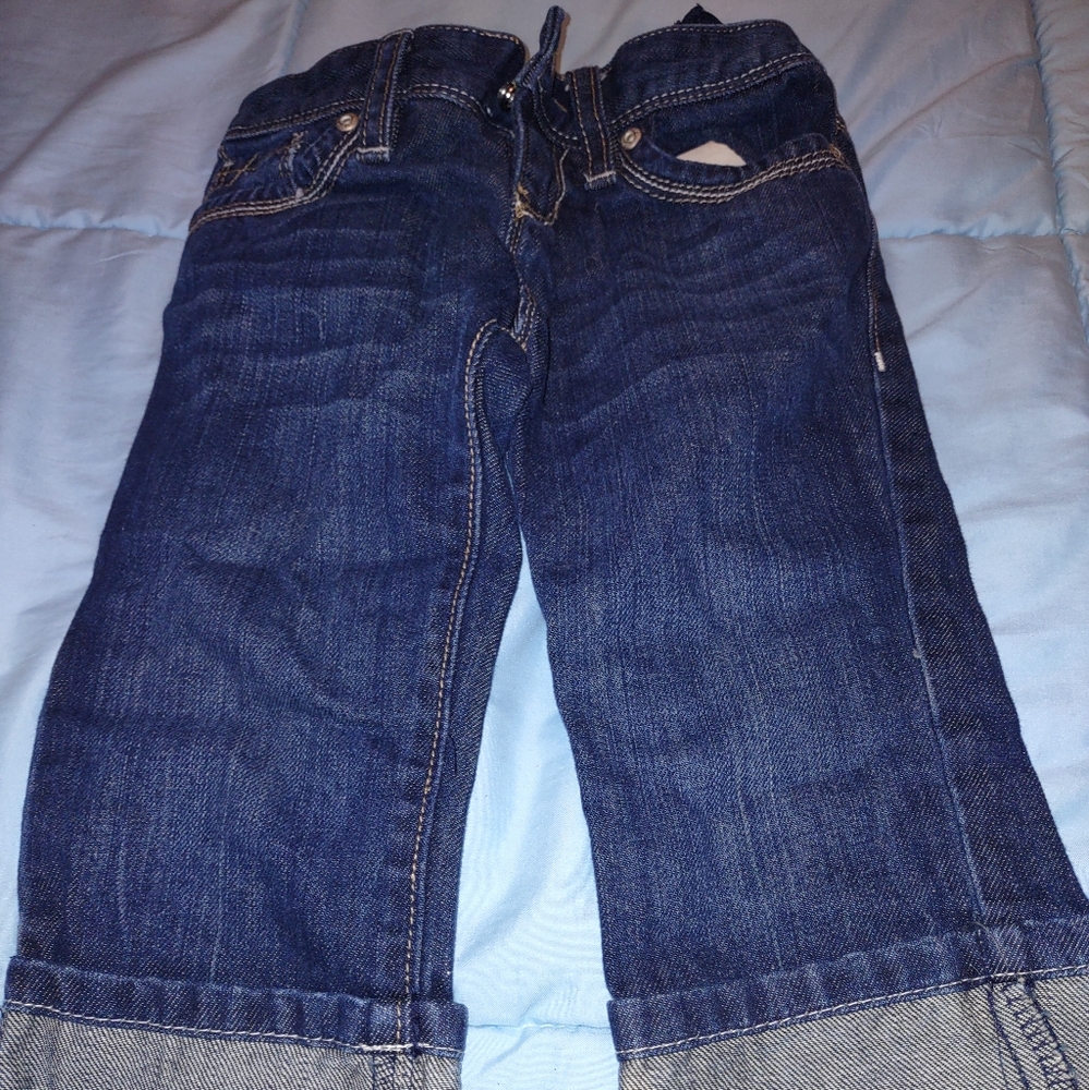 Girl's Old Navy jean capris sz 6.